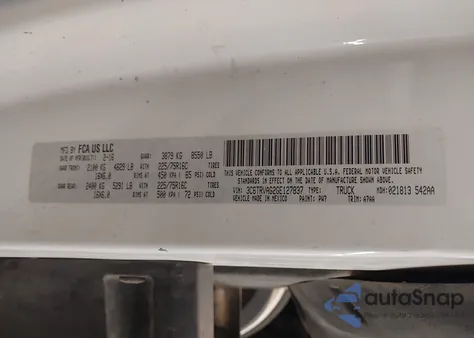 2016 Ram Promaster 1500 Low Roof из США, поврежденный, VIN 3C6TRVAG2GE127837